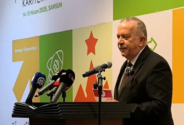 Amasya Üniversitesi OKAF’25’te Gençlerle Buluştu