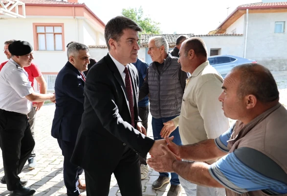 Vali Önder Bakan Merzifon Karatepe Köyü’nde Vatandaşlarla Buluştu
