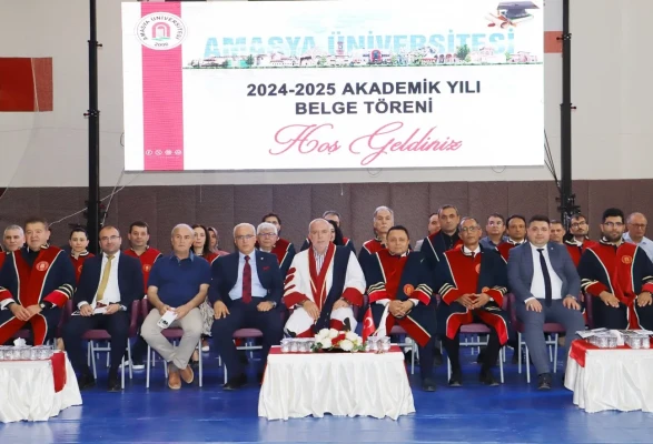 Amasya Üniversitesi’nde Başarı Belgeleri Sahiplerini Buldu
