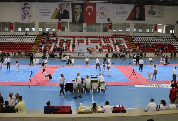 Anadolu Yıldızlar Ligi Taekwondo Müsabakaları Amasya’da Başladı