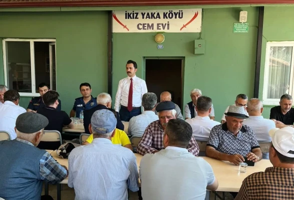 İkizyaka Köyü’nde Aşure Günü Buluşması: Aynı Kazanda Birlik ve Dayanışma