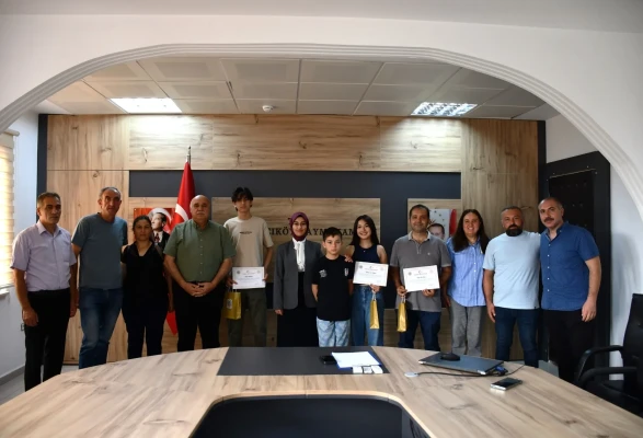 Gümüşhacıköy Kaymakamı Büşra Güneş’ten LGS Şampiyonlarına Tebrik ve Ödül