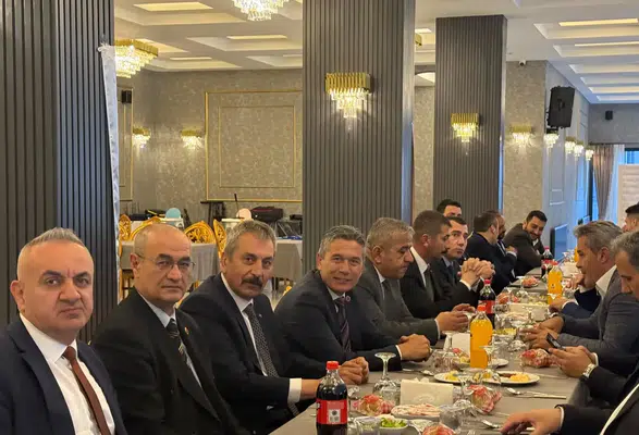 Amasya’da MHP ve Türk Eğitim-Sen Aynı Masada