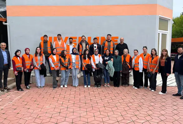 Öğrenciler Üretimi Yerinde İnceledi