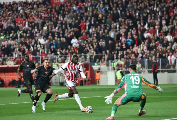 Galatasaray'a Samsun Şoku!