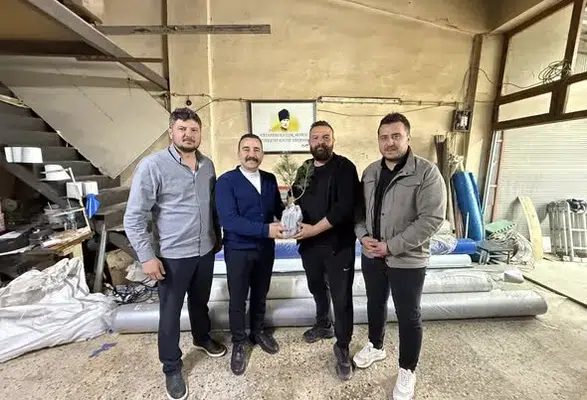 Merzifon Gençleri Esnafın Yanında