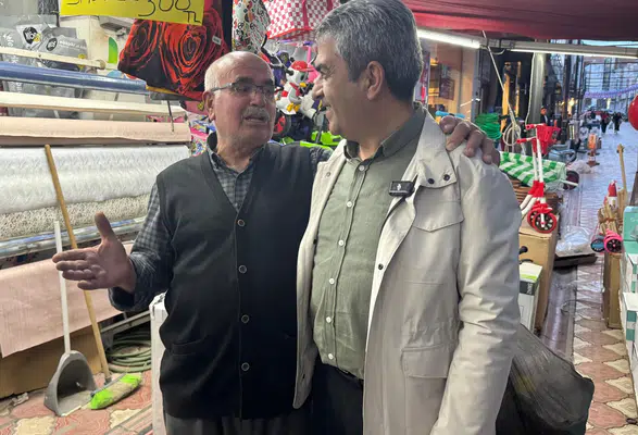Başkan Uzun Bayramda Esnafla Bayramlaştı