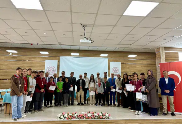 Amasya’da Bilgi Yarışı Heyecanı