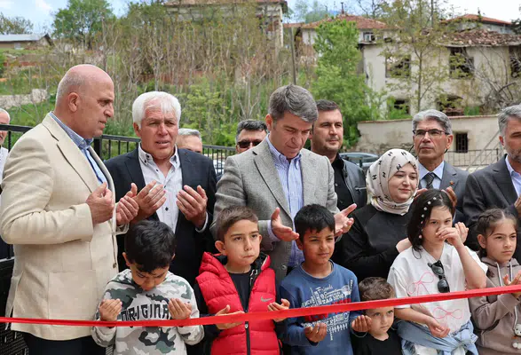 Amasya’da Dualarla Açılan Yeni Cami Hizmete Girdi