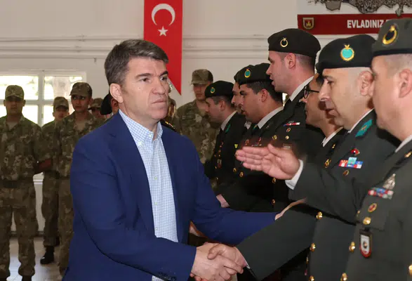 Amasya’da Bayramda Mehmetçiğe Moral Desteği