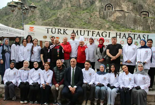 Şampiyon Şef Sezer Dirican, Türk Mutfağı Haftası için Amasya’da