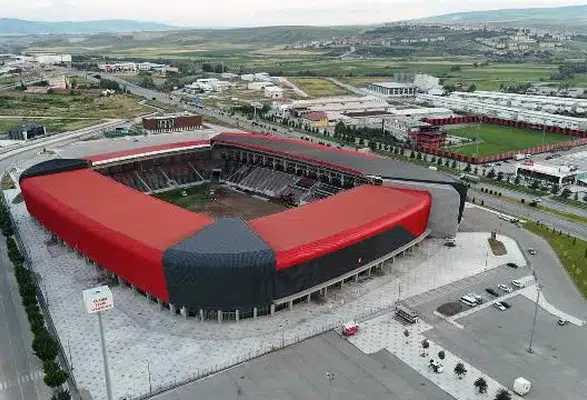 Çorum Şehir Stadı Süper Lig’e Hazırlanıyor!