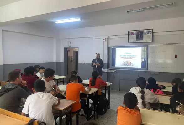 Amasya’da Çocuklara Sağlıklı Yaşam Dersi
