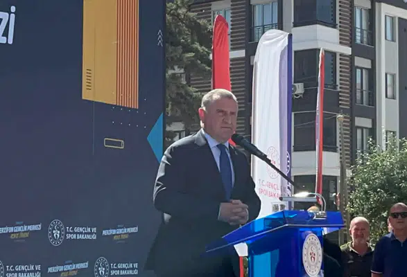 Bakan Bak: "Merzifon'a Yakışan Büyük Bir Eser Kazandırdık"