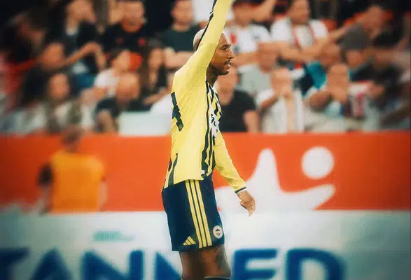 Fenerbahçe Şampiyonlar Ligi'nde Tur Atladı