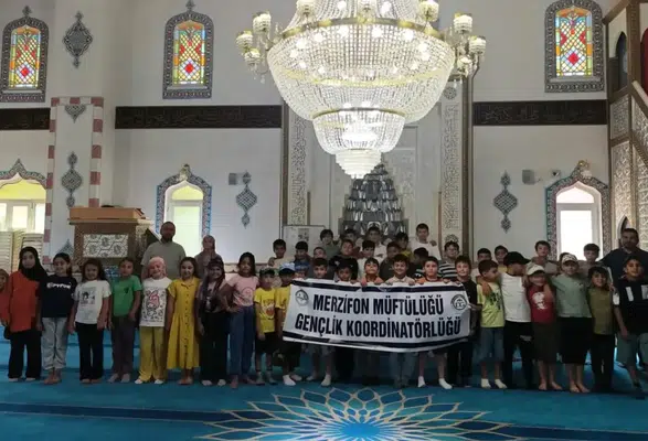 Azize Hatun Camii’nde Kur’an Kursu Coşkusu