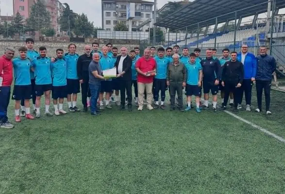 Merzifonspor’a Moral Ziyareti: ASKF’den Mavi-Beyazlılara Tam Destek