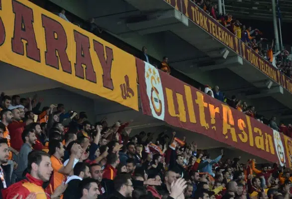 ultrAslan’da Deprem: 40 Temsilcilik Ayrıldı!