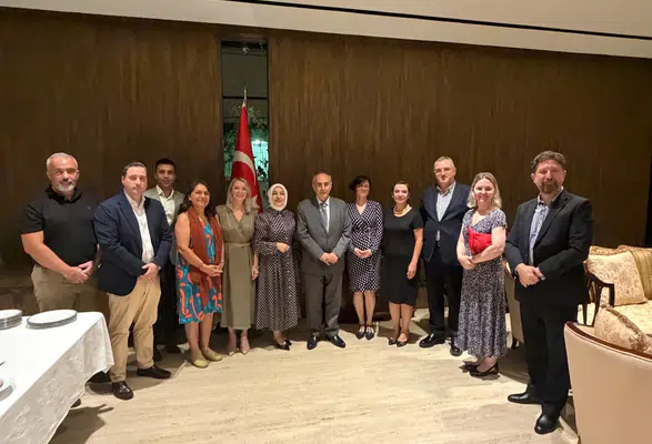 Singapur’da Amasya Rüzgarı! Vekil Çilez’den Önemli Temas