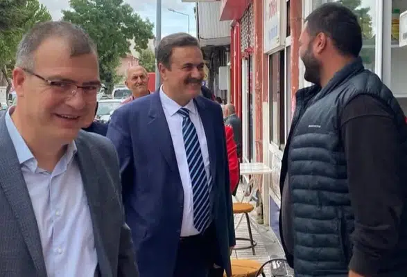 Vekil İpek Gümüşhacıköy Pazarında
