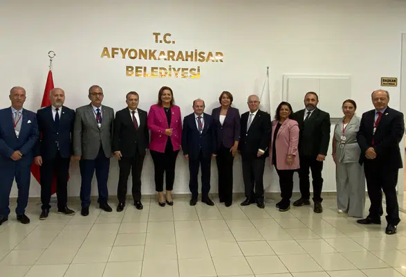 Dim: Medyanın Geleceği İçin Meslek Birliği Şart!