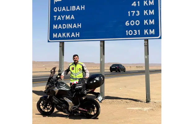 Engel Tanımadılar: Merzifon’dan Motosikletle Medine’ye Vardılar!