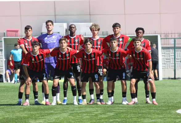 Gençler Direkleri Geçemedi: Çorum FK, Eyüpspor’a 2-0 Mağlup!
