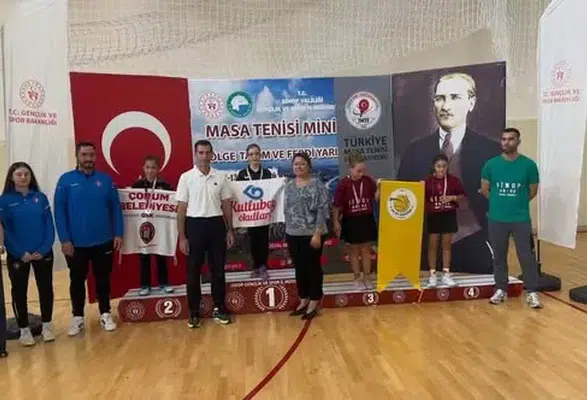 Amasyalı Minik Raketlerden Sinop’ta Büyük Başarı