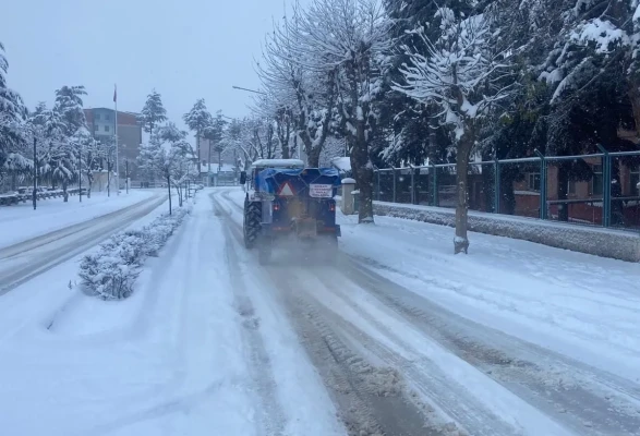 Merzifon’da Fen İşleri Ekipleri Yeni Yıla Sahada Girdi
