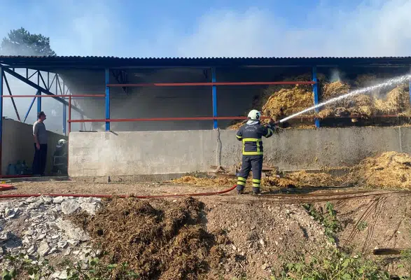 Merzifon'da Samanlık Alev Alev Yandı!