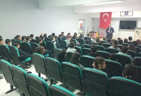 Merzifon’da Gençlere Mahremiyet Anlatıldı!