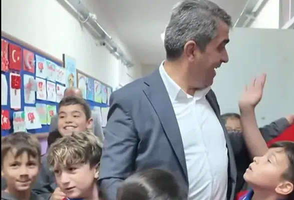 Başkan Uzun Minik Kalplerle Buluştu!