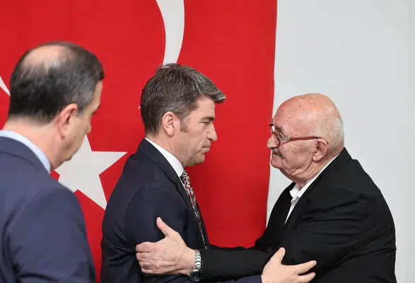 Amasya Valisi Bakan Ulu Çınarların Sofrasına Konuk Oldu