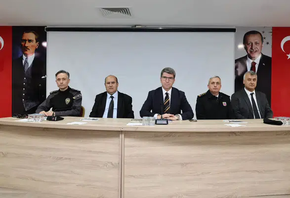 Amasya’da Güvenlik Zirvesi: Gündem Okullar!