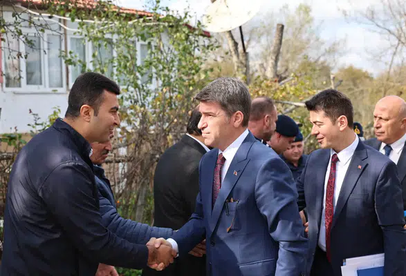 Amasya Vali Bakan Kavaloluğu’nda talepleri dinledi