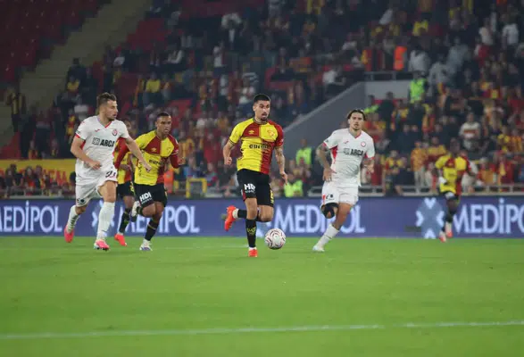 Arca Çorum FK hatalar kurbanı: 2-0
