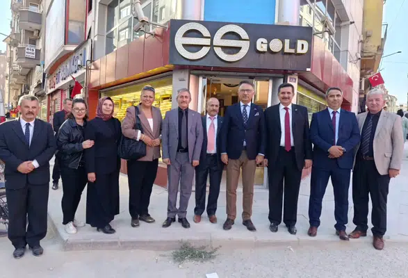 MHP Merzifon’da Kapı Kapı Geziyor!