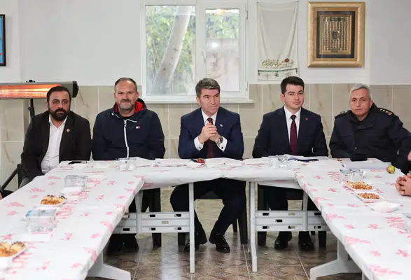 Amasya Valisi Bakan Şeyhli Köyü’nde Vatandaşlarla Buluştu