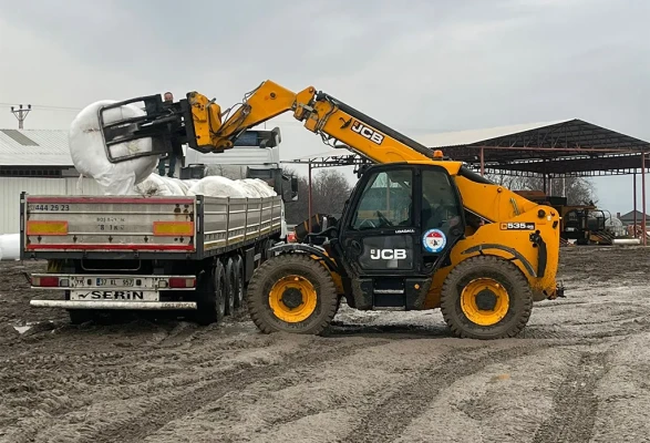 Amasya’da Üreticiye Kaba Yem Güvencesi