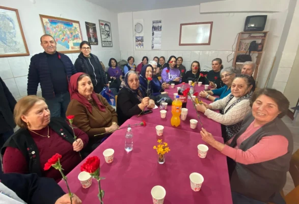 Kadınlara Çiğdemli Kutlama