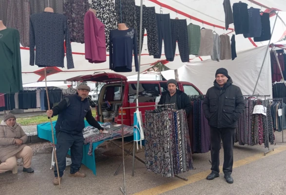 Merzifon Kıyafet Pazarında Yoğunluk!
