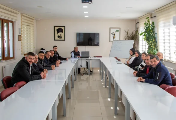 Amasya DSYB’de Süt Kalitesi Masaya Yatırıldı