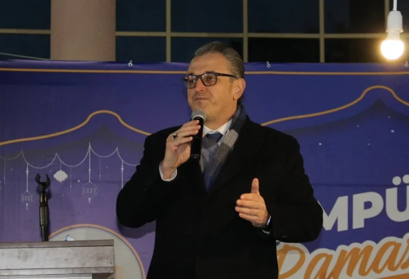 Vekil Öğrencilerle İftarda