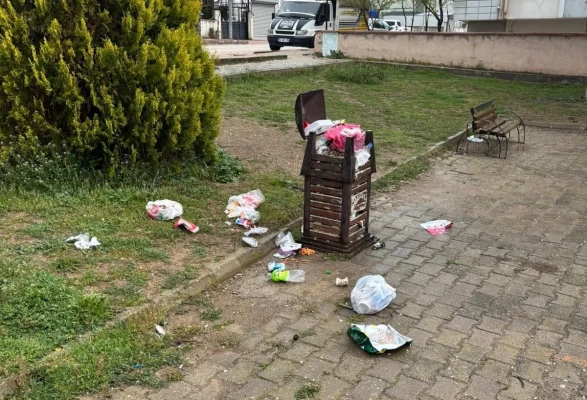 BELEDİYEDEN ÇEVRE UYARISI: 24 SAATTE YENİDEN KİRLENDİ!