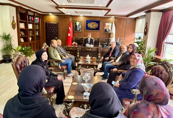 Amasya Müftüsü Yavuz Misafirlerini Ağırladı