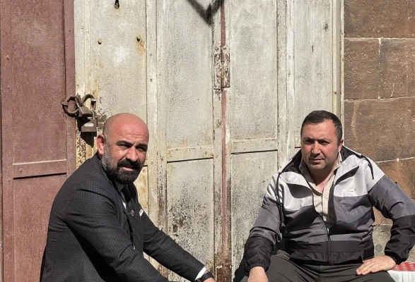 Başkan Saka Sahaya İndi!