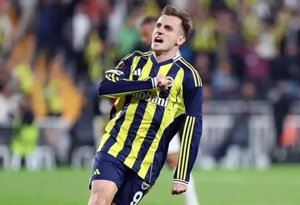Fenerbahçe uzatmada güldü, zirveye ortak oldu