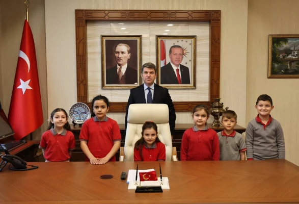 Amasya Valisi Bakan Misafirlerini Ağırladı