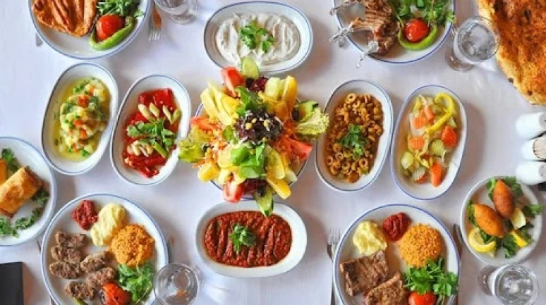 Sebzeli Tavuklu Bohça ile Sofralar Şenlensin!