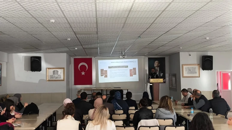 Gümüşhacıköy’de Narkotik ve Bağımlılık Eğitimi